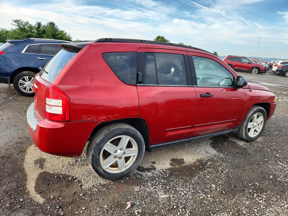 Photo 3 from auction – 2008 JEEP COMPASS with VIN 1J8FF47W98D643356