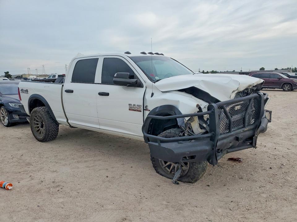 Photo 4 from auction – 2018 RAM 2500 with VIN 3C6UR5CL1JG192477