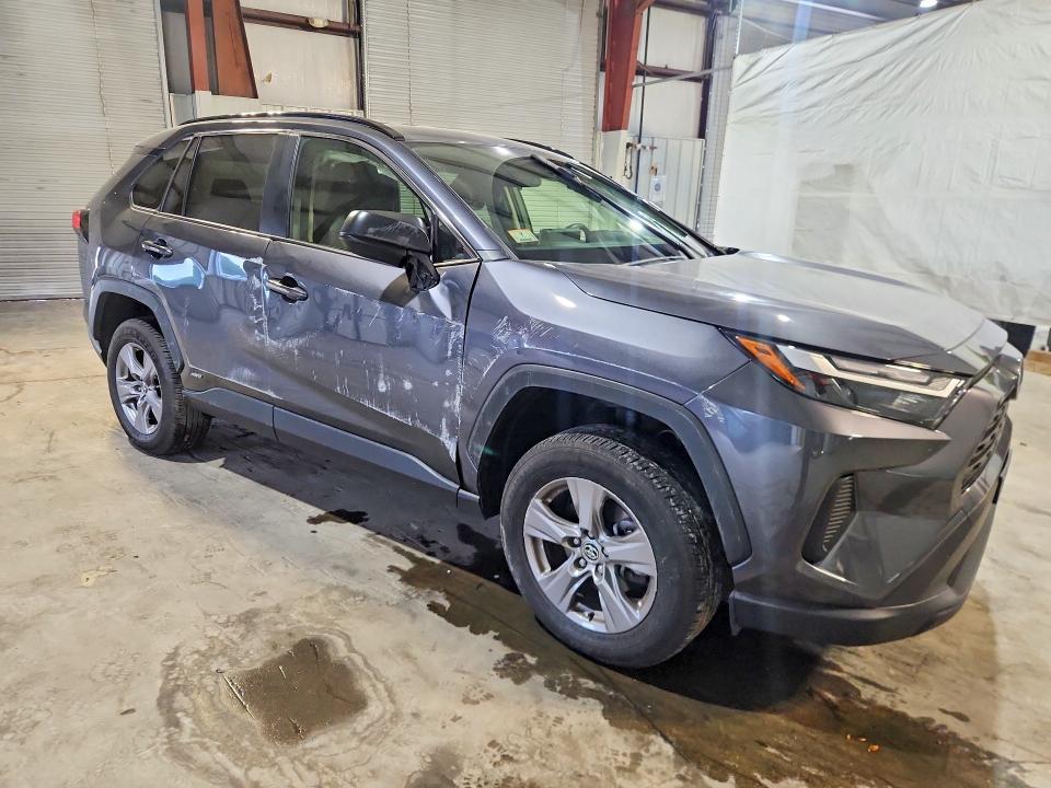 Photo 4 from auction – 2024 TOYOTA RAV4 with VIN JTMLWRFV3RD246792