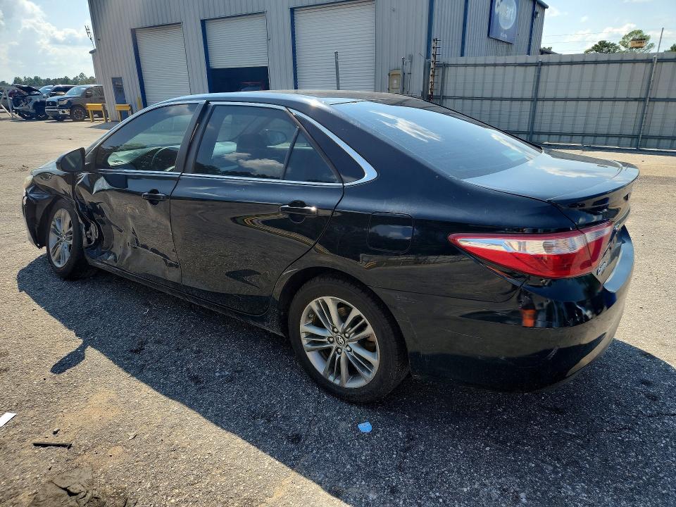 Снимка 2 от търг – 2017 TOYOTA CAMRY с VIN 4T1BF1FK5HU450457
