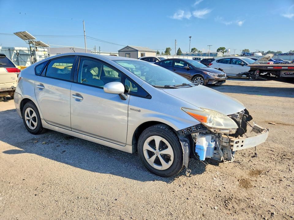 Photo 4 from auction – 2013 TOYOTA PRIUS with VIN JTDKN3DU8D1699077