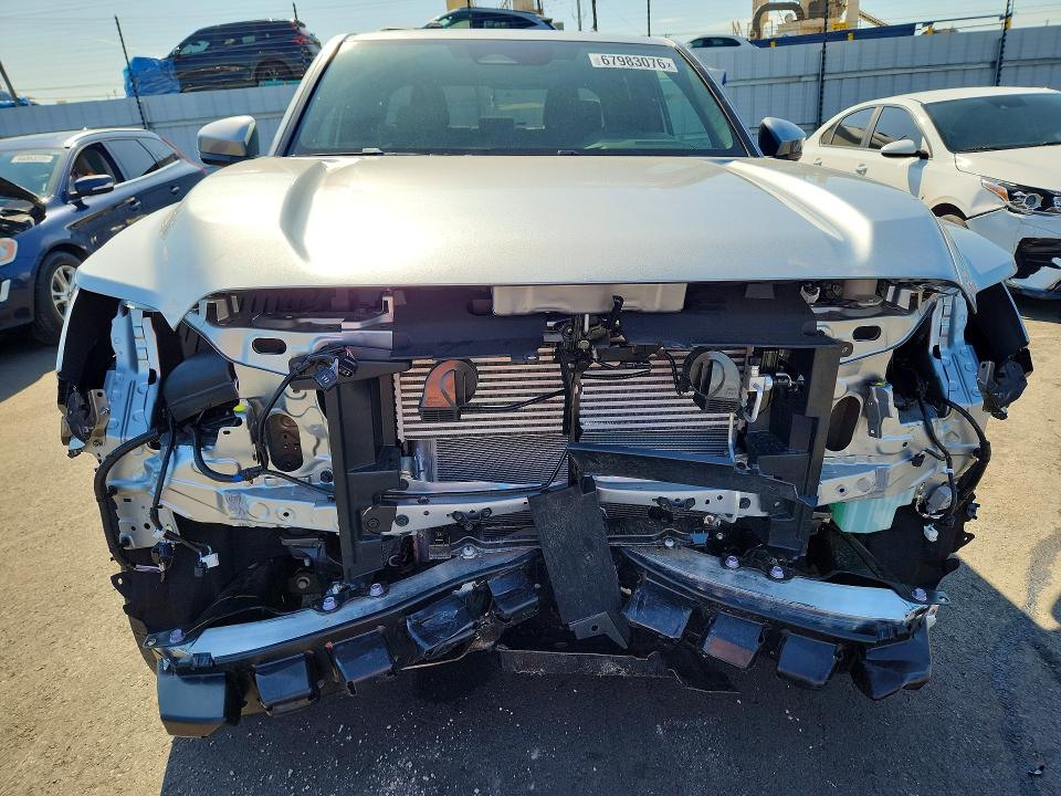 Photo 5 from auction – 2026 TOYOTA TACOMA with VIN 3TMLB5JNXTM273446