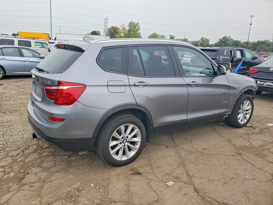 Zdjęcie 3 z aukcji – 2017 BMW X3 z VIN 5UXWX9C59H0D97500