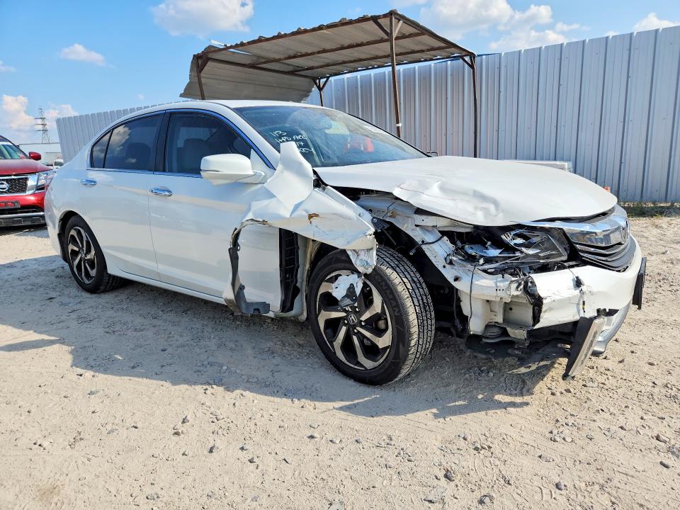 Photo 4 from auction – 2016 HONDA ACCORD with VIN 1HGCR2F8XGA112595