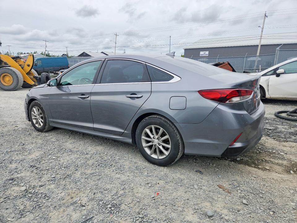 Снимка 2 от търг – 2019 HYUNDAI SONATA с VIN 5NPE24AF7KH789666