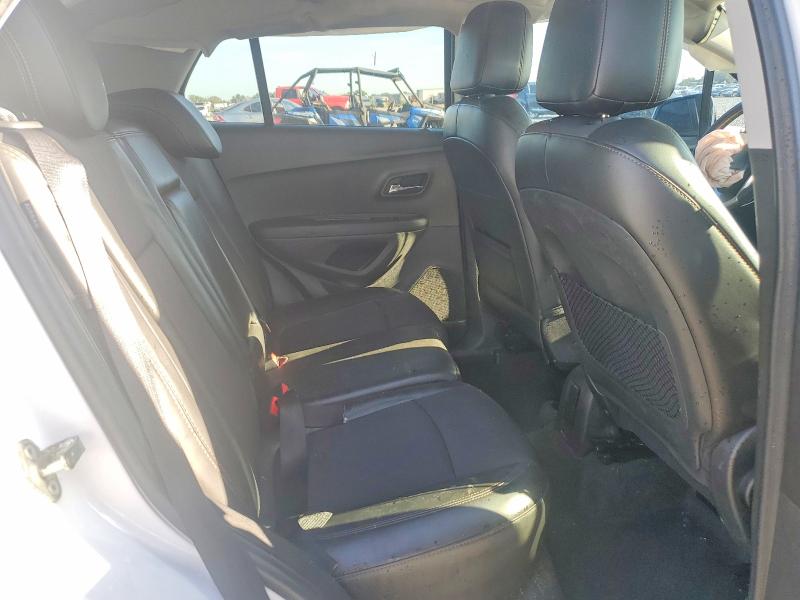 Zdjęcie 10 z aukcji – 2018 CHEVROLET TRAX z VIN 3GNCJLSBXJL378784
