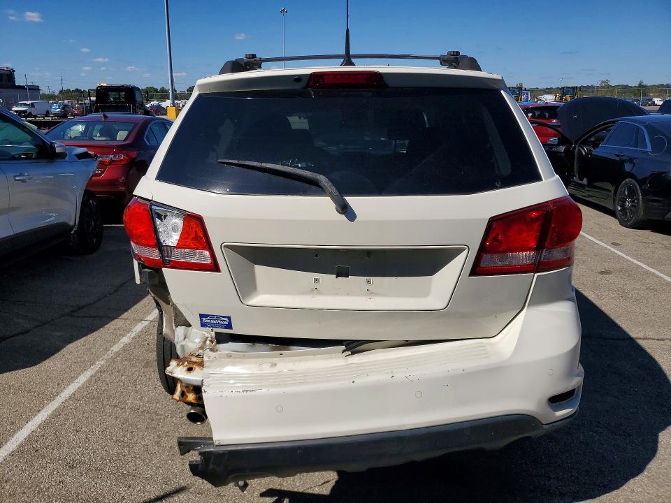 Фото 6 с аукциона – 2014 DODGE JOURNEY с VIN 3C4PDCCG9ET199069