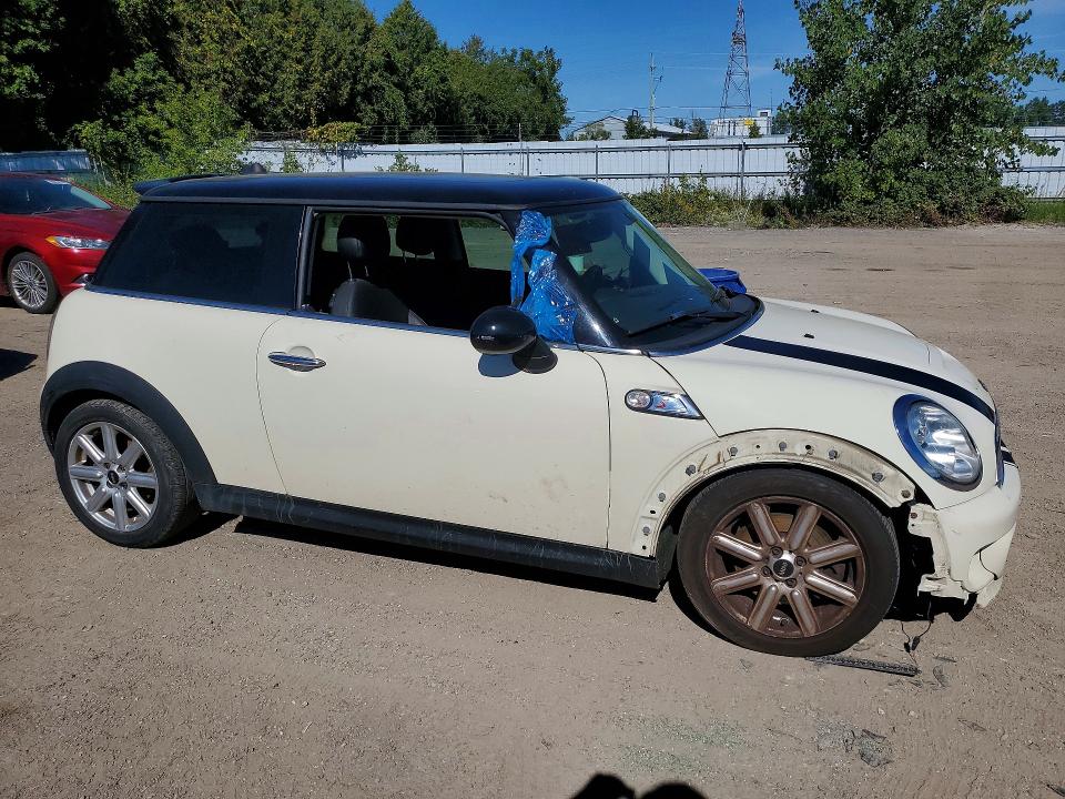 Photo 4 from auction – 2012 MINI COOPER with VIN WMWSV3C57CTY18618