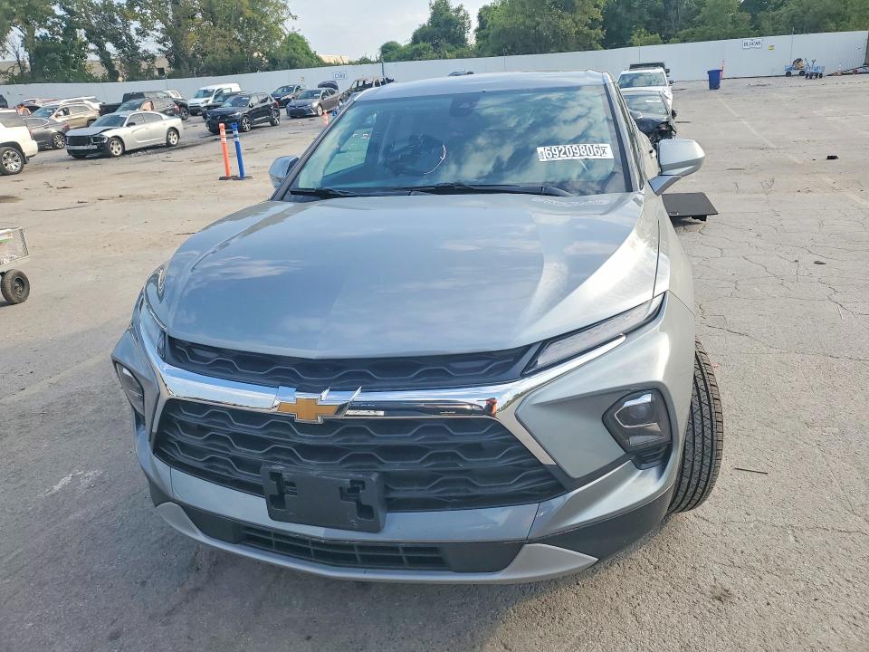 Photo 5 from auction – 2026 CHEVROLET BLAZER with VIN 3GNKBHR44TS168073