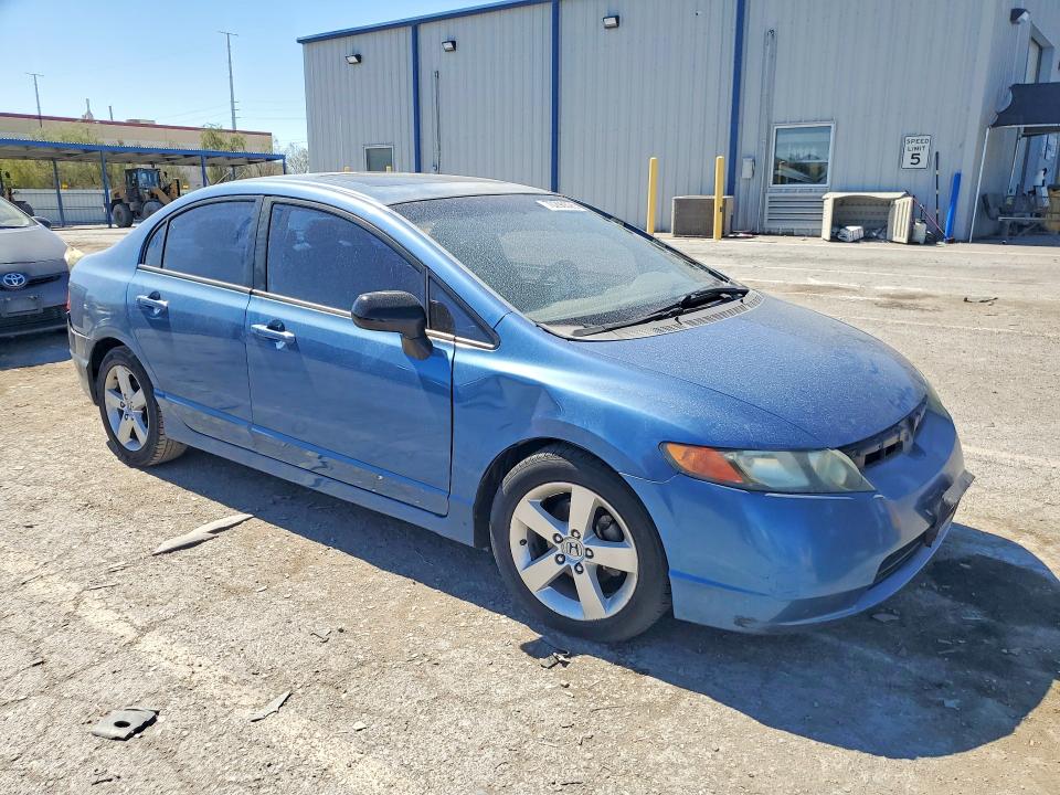 Снимка 4 от търг – 2007 HONDA CIVIC с VIN 1HGFA168X7L104516
