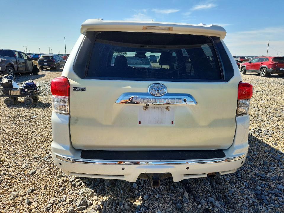 Снимка 6 от търг – 2013 TOYOTA 4RUNNER с VIN JTEBU5JR0D5139587