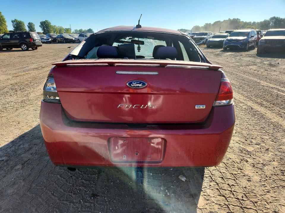 Photo 6 from auction – 2011 FORD FOCUS with VIN 1FAHP3GN5BW135806
