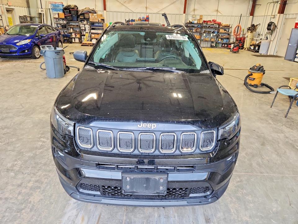 Zdjęcie 5 z aukcji – 2022 JEEP COMPASS z VIN 3C4NJDBB8NT217413