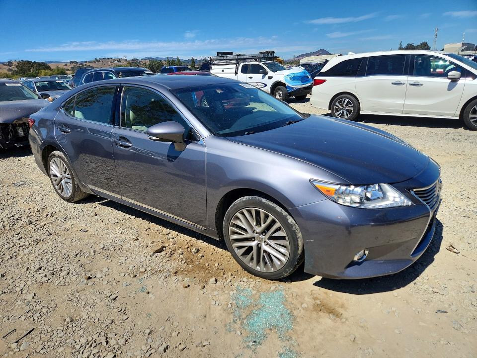 Photo 4 from auction – 2014 LEXUS ES with VIN JTHBK1GG3E2124754