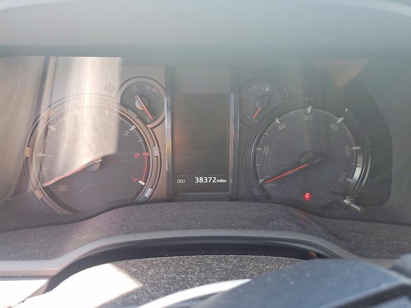 Photo 9 from auction – 2022 TOYOTA 4 RUNNER with VIN JTEMU5JR1N6016157