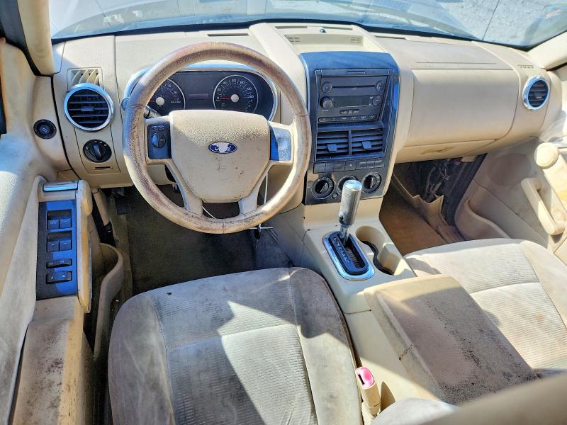 Foto 8 de la subasta – 2006 FORD EXPLORER con VIN 1FMEU63EX6UB52174