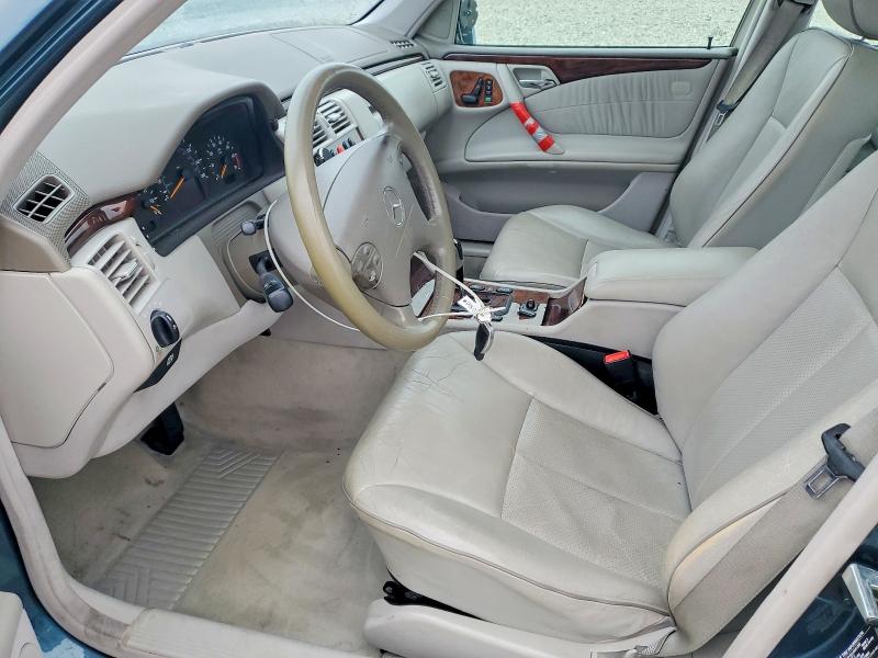 Снимка 7 от търг – 2001 MERCEDES-BENZ E с VIN WDBJF65J41B337301