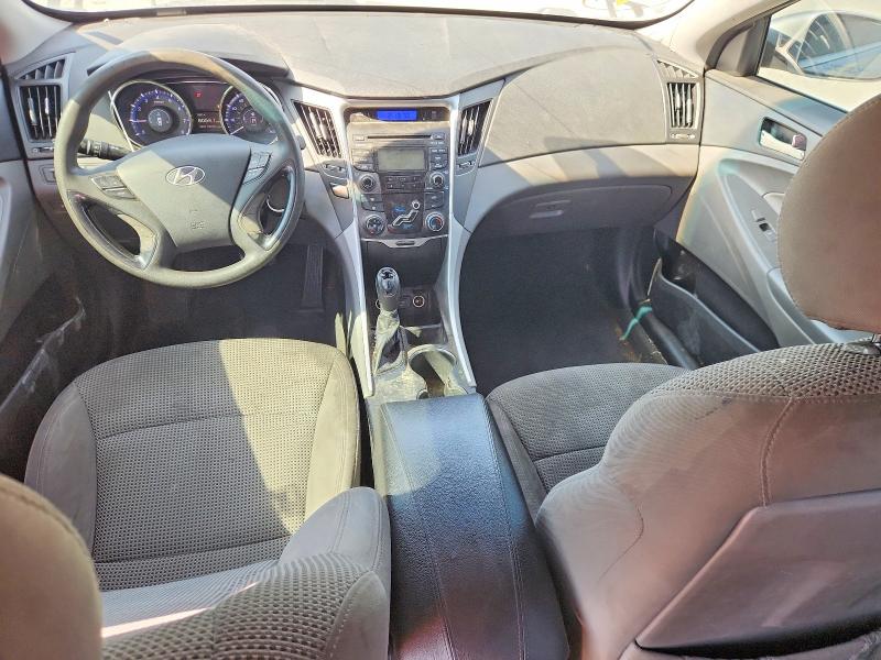 Photo 8 from auction – 2012 HYUNDAI SONATA with VIN 5NPEB4AC6CH396572