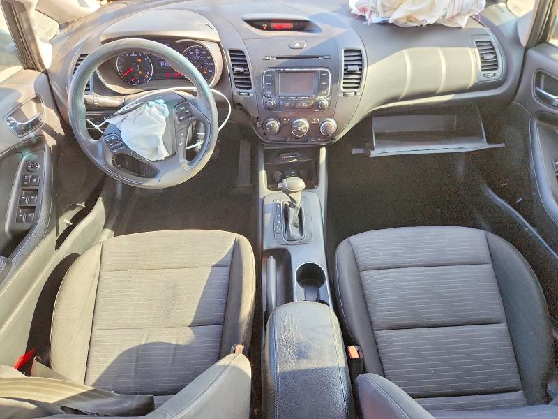 Снимка 8 от търг – 2016 KIA FORTE с VIN KNAFX4A64G5499881