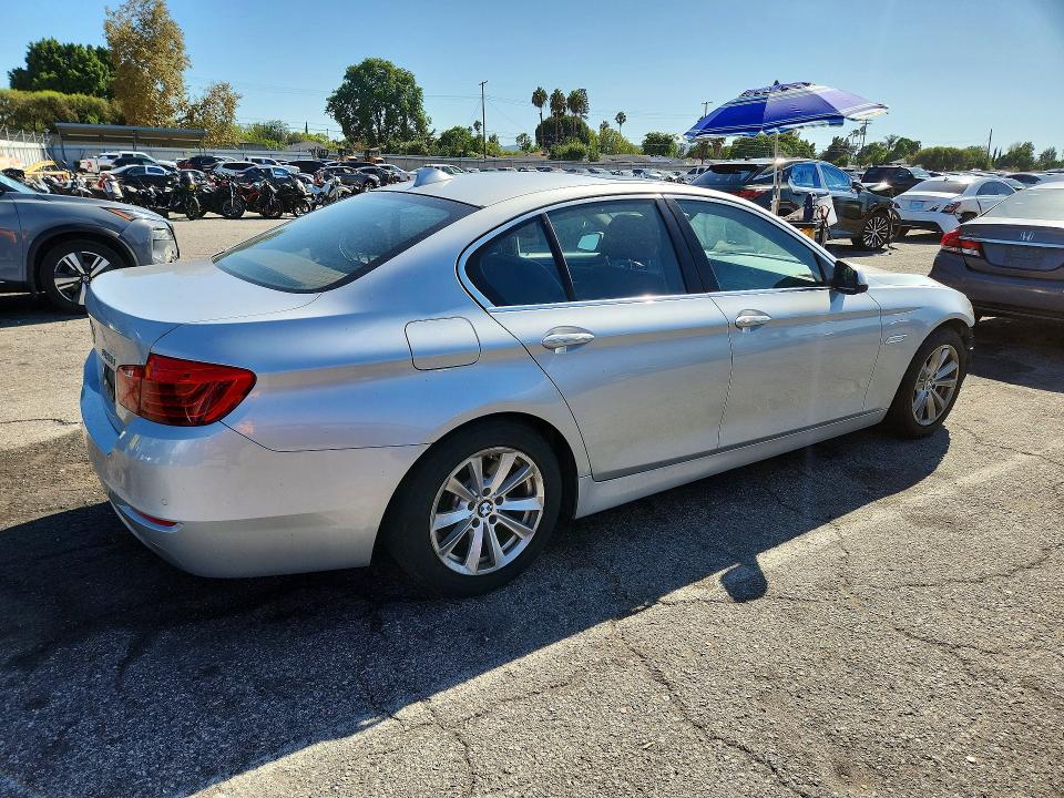 Foto 3 de la subasta – 2014 BMW 528 con VIN WBA5A5C55ED503821
