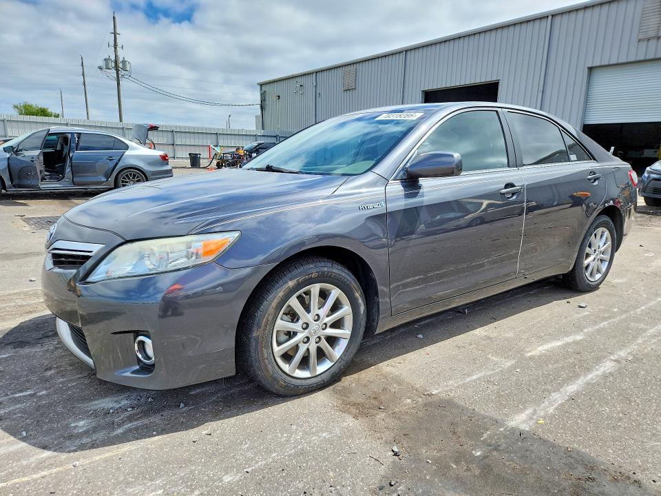 Photo 1 from auction – 2011 TOYOTA CAMRY with VIN 4T1BB3EK5BU132094