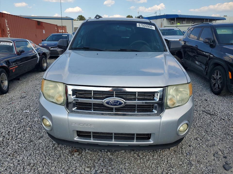 Zdjęcie 5 z aukcji – 2011 FORD ESCAPE z VIN 1FMCU0DG9BKA15060