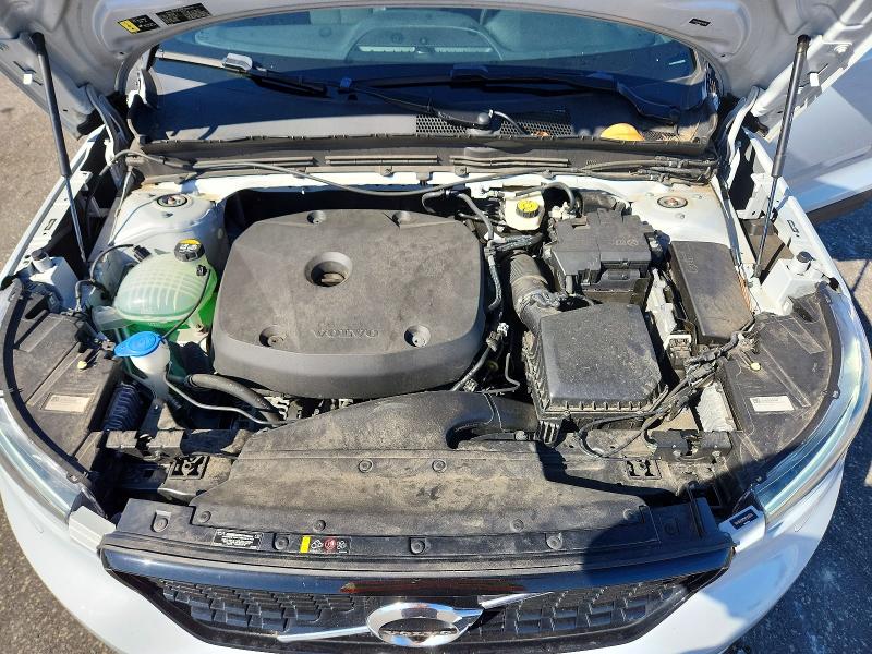 Photo 11 from auction – 2021 VOLVO XC40 with VIN YV4162UM2M2592858