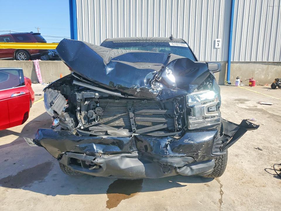 Снимка 5 от търг – 2021 CHEVROLET SILVERADO с VIN 3GCUYEED1MG148730