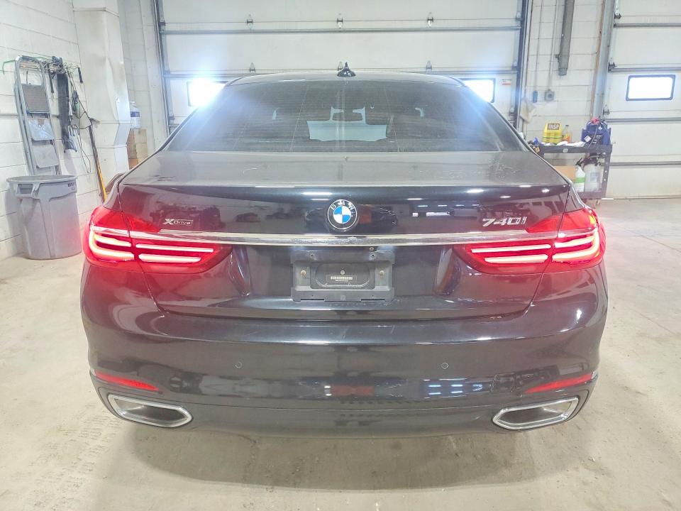 Zdjęcie 6 z aukcji – 2018 BMW 740 z VIN WBA7E4C5XJGV28133