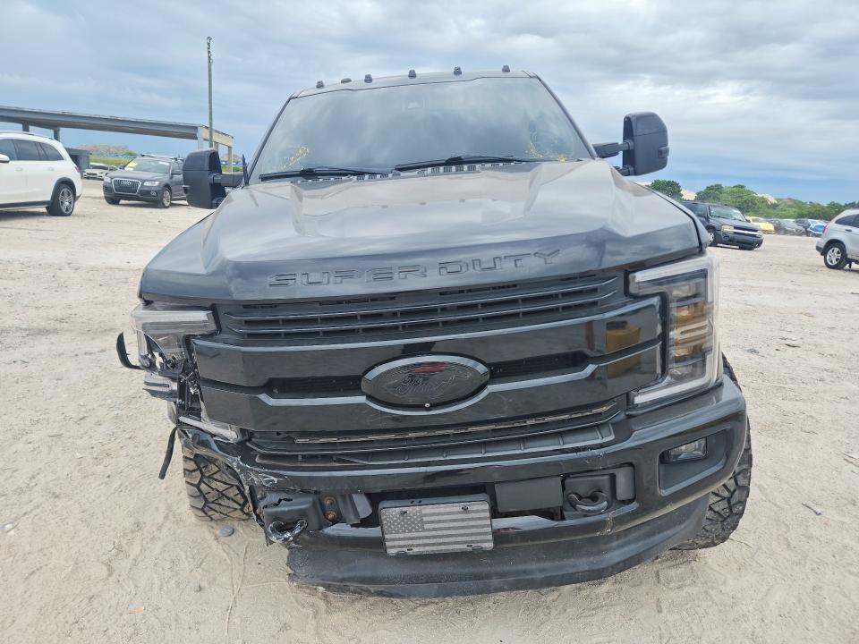 Zdjęcie 5 z aukcji – 2017 FORD F250 z VIN 1FT7W2BT0HEE24115