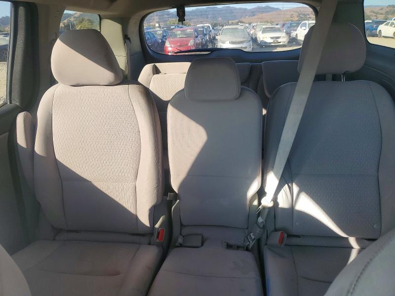 Photo 10 from auction – 2018 KIA SEDONA with VIN KNDMB5C15J6407100