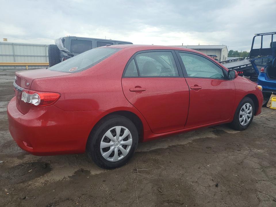 Photo 3 from auction – 2011 TOYOTA COROLLA with VIN 2T1BU4EE0BC700733