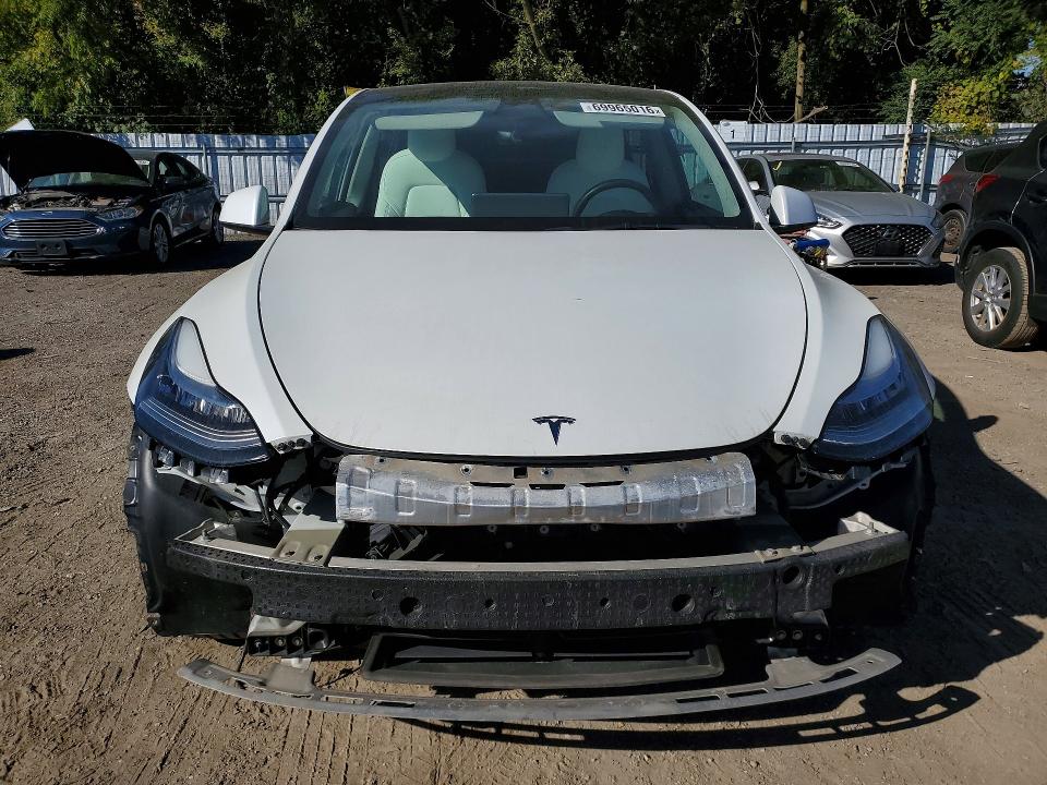 Фото 5 с аукциона – 2022 TESLA MODEL Y с VIN 7SAYGAEE0NF327194