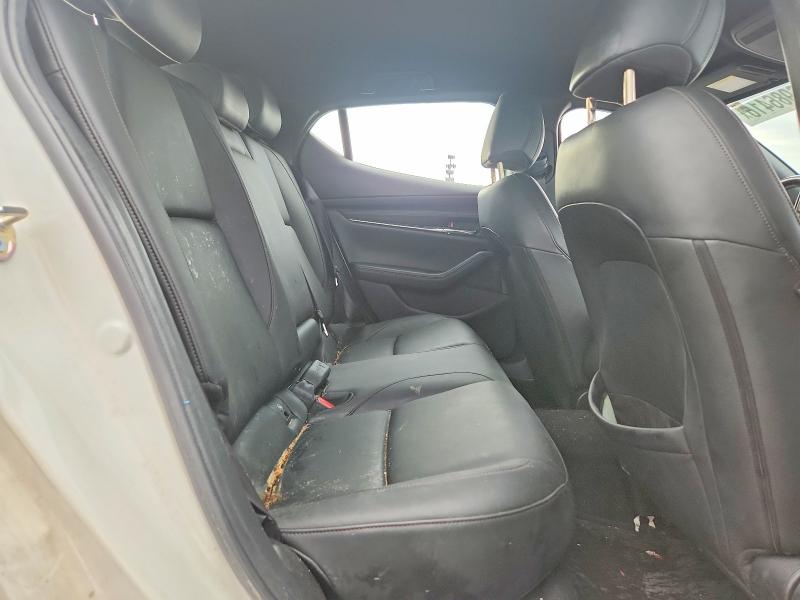 Photo 10 from auction – 2019 MAZDA 3 with VIN JM1BPBMM8K1128254