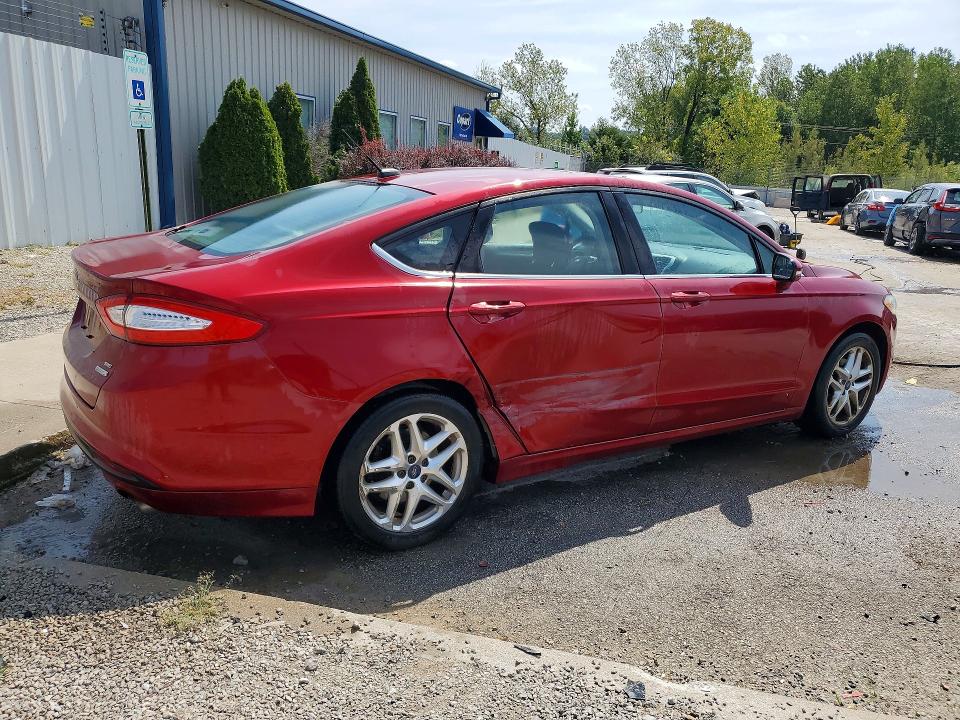 Photo 3 from auction – 2013 FORD FUSION with VIN 3FA6P0HR7DR285350