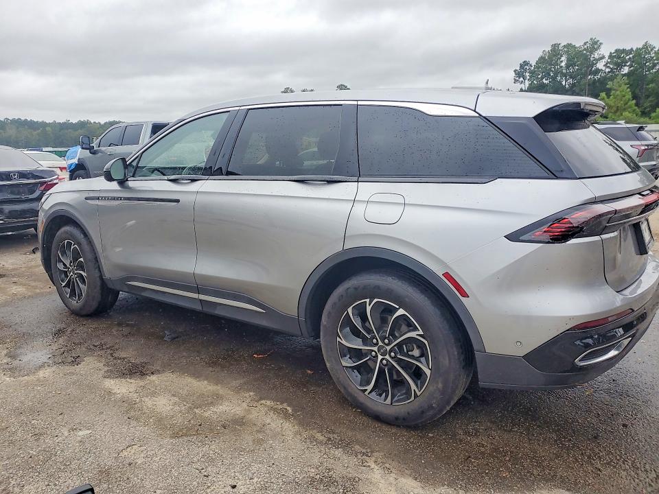 Снимка 2 от търг – 2024 LINCOLN NAUTILUS с VIN 5LMPJ8JAXRJ791767