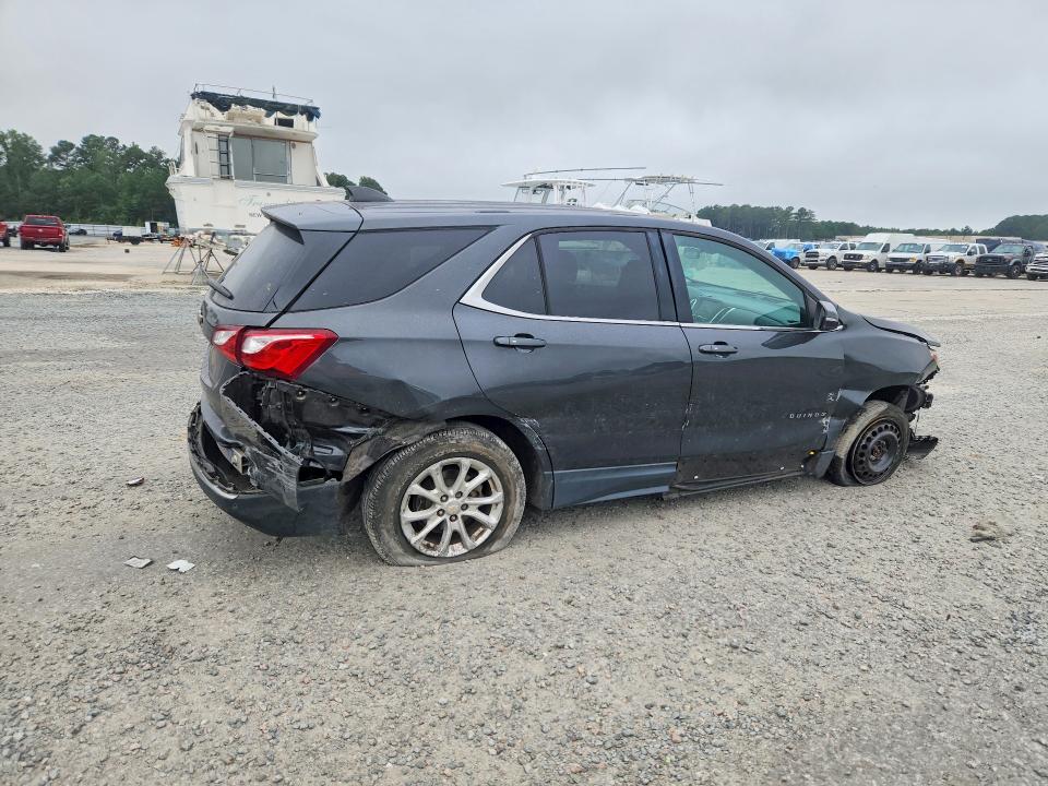 Photo 3 from auction – 2018 CHEVROLET EQUINOX with VIN 2GNAXJEV2J6140075