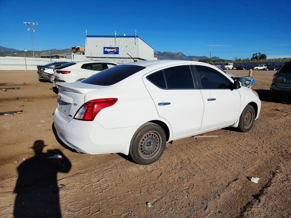 Photo 3 from auction – 2013 NISSAN VERSA with VIN 3N1CN7APXDL877058