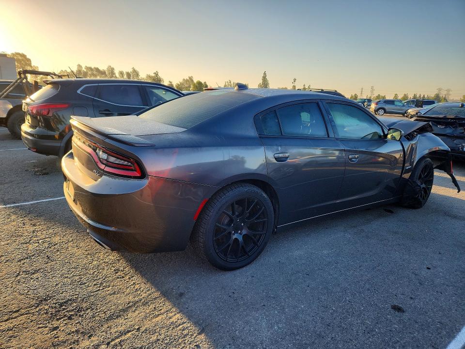 Photo 3 from auction – 2015 DODGE CHARGER with VIN 2C3CDXCT3FH919225