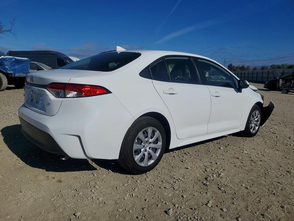 Photo 3 from auction – 2026 TOYOTA COROLLA with VIN JTDB4MEE9T3033638