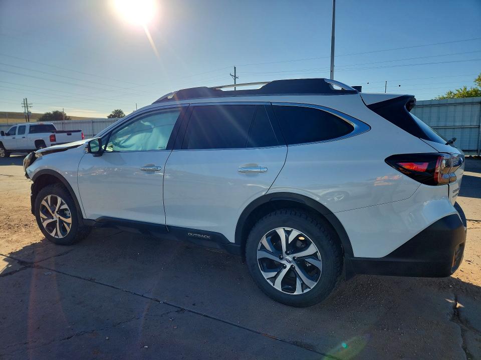 Photo 2 from auction – 2021 SUBARU OUTBACK with VIN 4S4BTGPD1M3119225