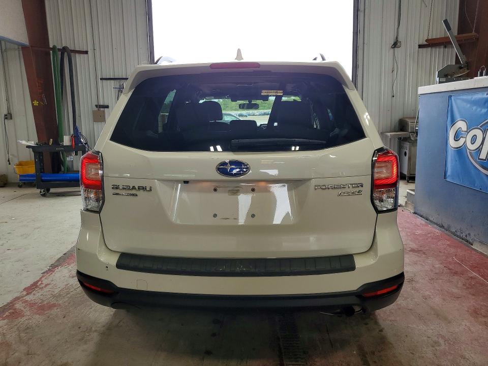 Photo 6 from auction – 2017 SUBARU FORESTER with VIN JF2SJAGC9HH515251