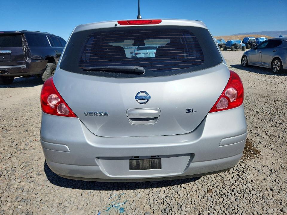 Снимка 6 от търг – 2007 NISSAN VERSA с VIN 3N1BC13E87L414656