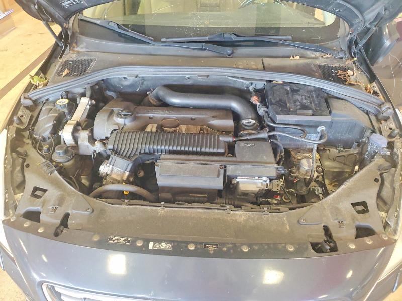 Photo 11 from auction – 2012 VOLVO S60 with VIN YV1622FS7C2109907