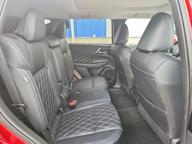 Снимка 10 от търг – 2024 MITSUBISHI OUTLANDER с VIN JA4J4WA85RZ618143