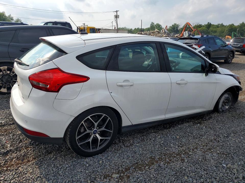 Photo 3 from auction – 2018 FORD FOCUS with VIN 1FADP3M27JL298224