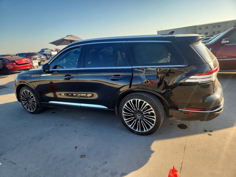 Photo 2 from auction – 2024 LINCOLN AVIATOR with VIN 5LM5J9XCXRGL01573