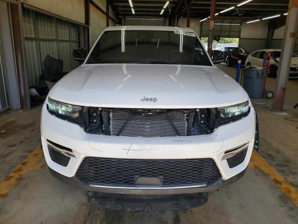Снимка 5 от търг – 2024 JEEP GRAND CHEROKEE с VIN 1C4RJYB62RC120558