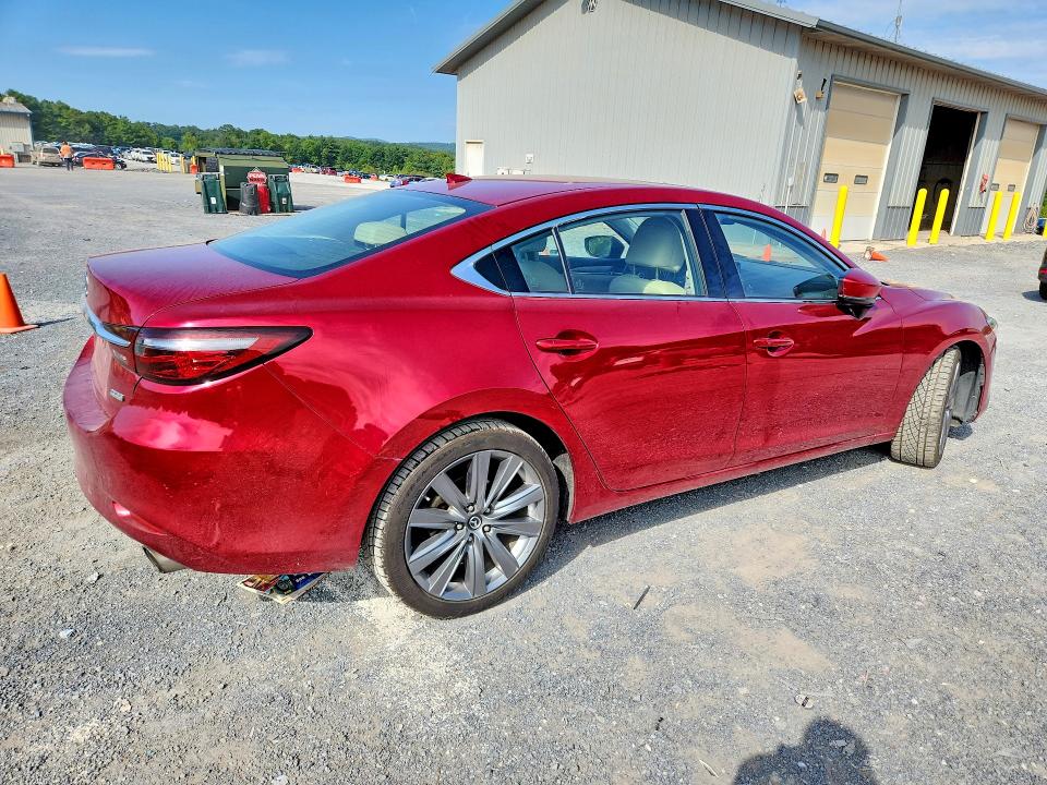Photo 3 from auction – 2018 MAZDA 6 with VIN JM1GL1TY7J1322479