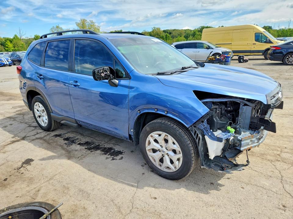 Снимка 4 от търг – 2022 SUBARU FORESTER с VIN JF2SKACC3NH405343